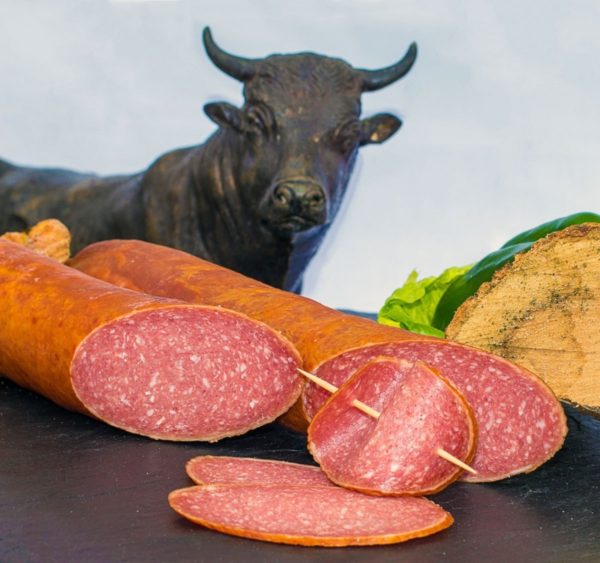 Black Angus Salami Pur von glücklichen Rindern aus Mittelbach