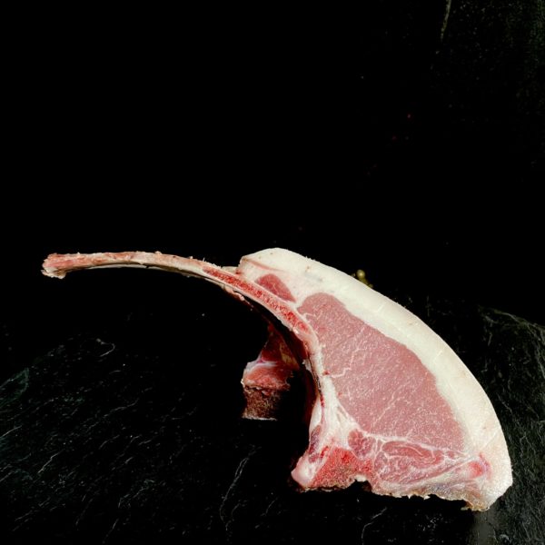 Tomahawk Steak vom Duroc Schwein aus eigener Haltung, Dry Aged