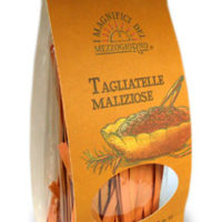 Pikante Tagliatelle (Bandnudeln)